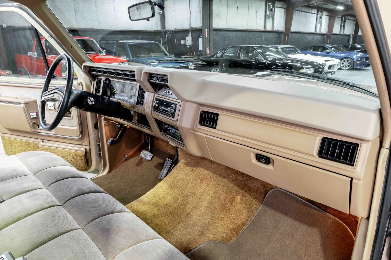 1986-Ford-F150-Light-Desert-Tan-2FTCF15N2GCB16924--49.jpg